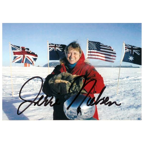 Dr. Jerri Nielsen signed Antarctica  photo