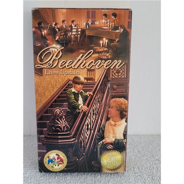 BEETHOVEN LIVES UPSTAIRS VHS