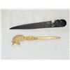 Image 2 : LOT OF 2 VINTAGE LETTER OPENERS (BRASS AND WOOD)