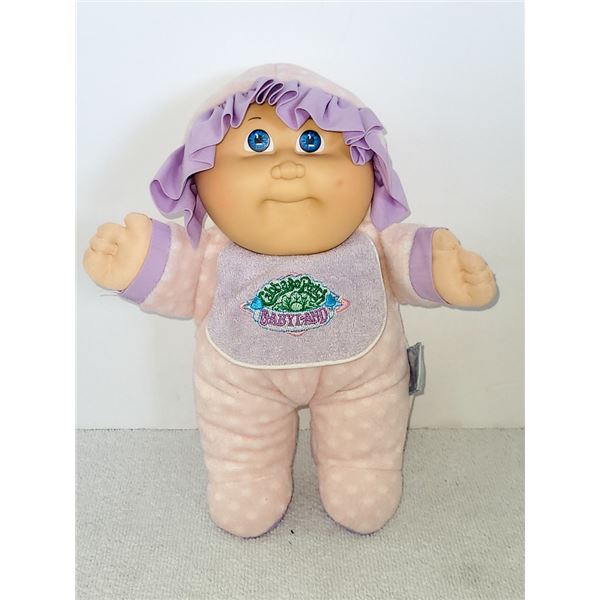 CABBAGE PATCH DOLL IN SLEEPER
