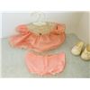 Image 3 : SMALL LOT OF CABBAGE DOLL CLOTHING ON OFFICIAL HANGER