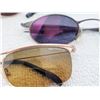 Image 2 : LOT OF 4 CURRENT FASHION SUNGLASSES