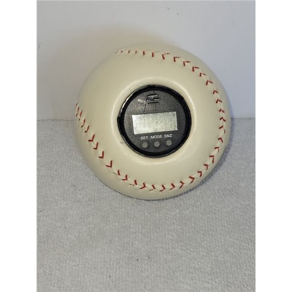 VINTAGE OFF THE WALL ACTION ALARM BASEBALL CLOCK