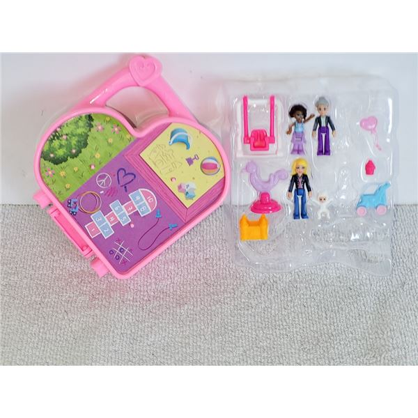 POLLY POCKETS