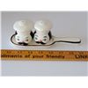 Image 1 : FRENCH SHEF SALT AND PEPPER SHAKER SET WITH UNDERPLATE