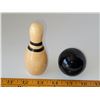 Image 1 : BOWLING BALL AND PIN SALT AND PEPPER SHAKER SET