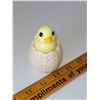Image 2 : HATCHING CHICK SALT AND PEPPER SHAKER SET