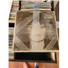 Image 1 : RANDOM LOT OF 25 RECORDS LOT 1