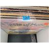 Image 2 : RANDOM LOT OF 25 RECORDS LOT 47