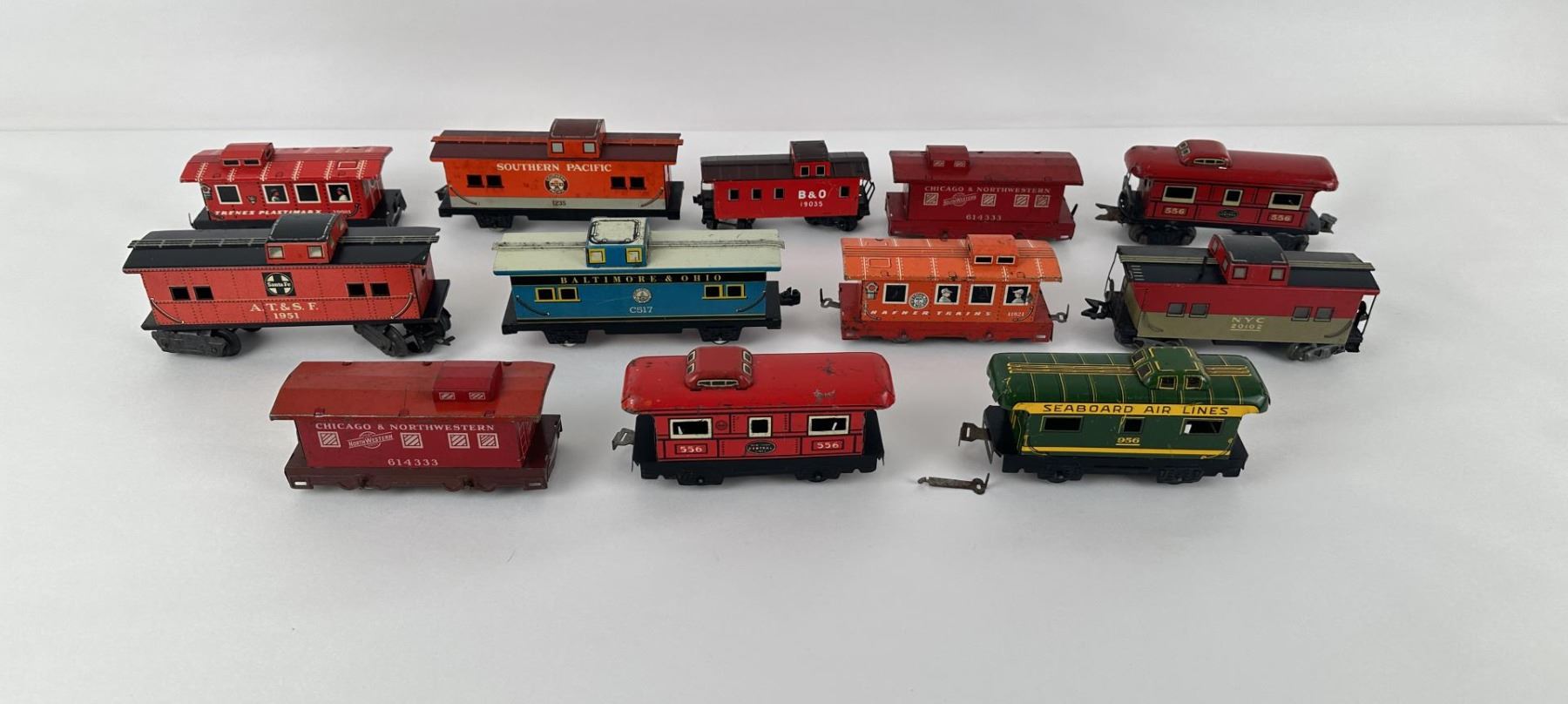 Group of Marx Tin Toy Train Cars
