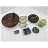 Image 1 : Group of Chinese Collectables