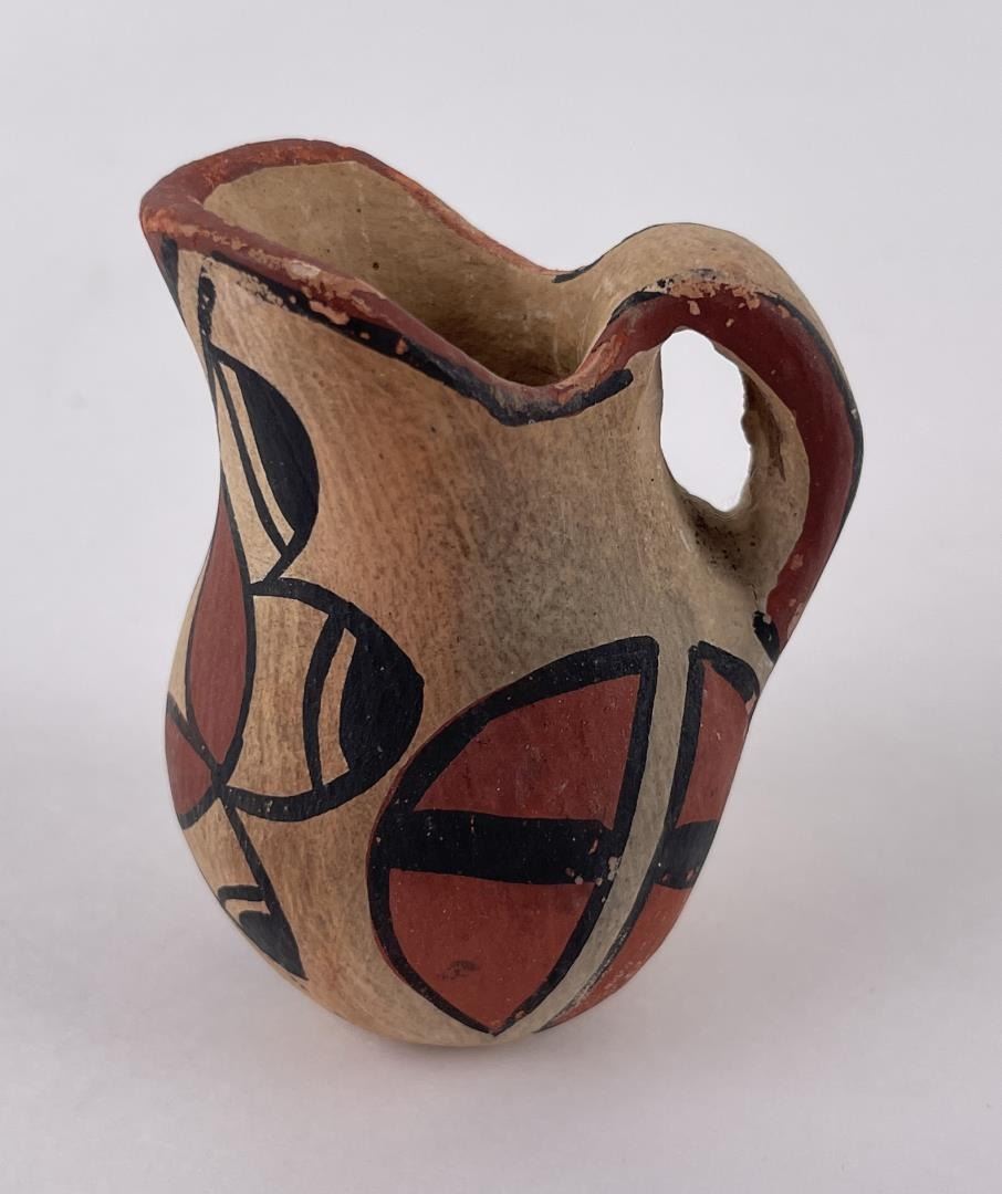 Santo Domingo Pueblo Indian Pitcher