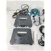 Image 2 : Nintendo N64 Video Game Consoles