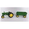 Image 2 : John Deere Model B Tractor Toy