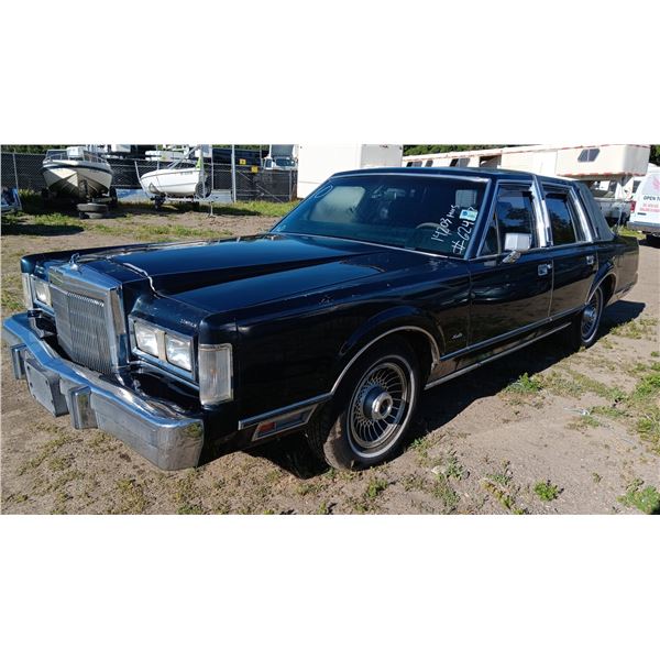1988 Lincoln Town Car
