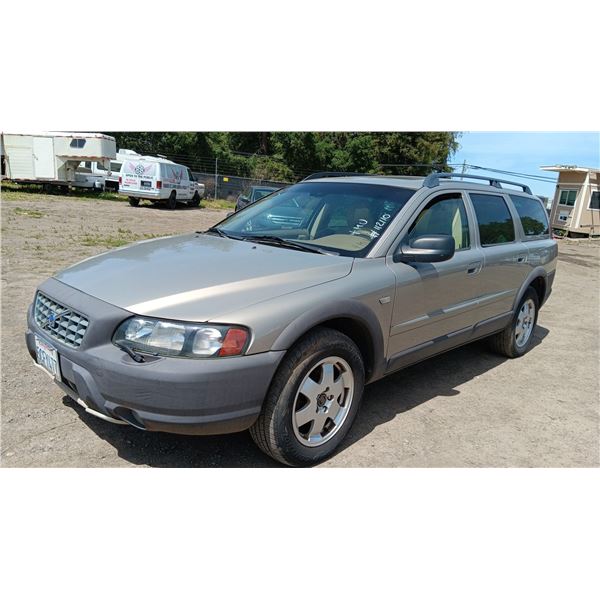2003 Volvo XC70