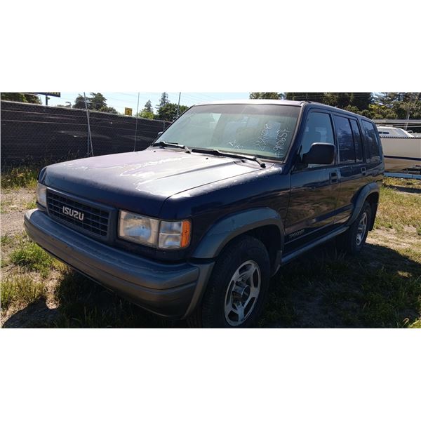 1996 Isuzu Trooper S