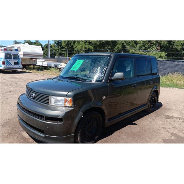 2005 Scion xB