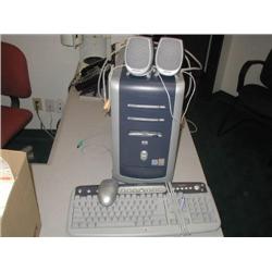 HP 700 Computer 