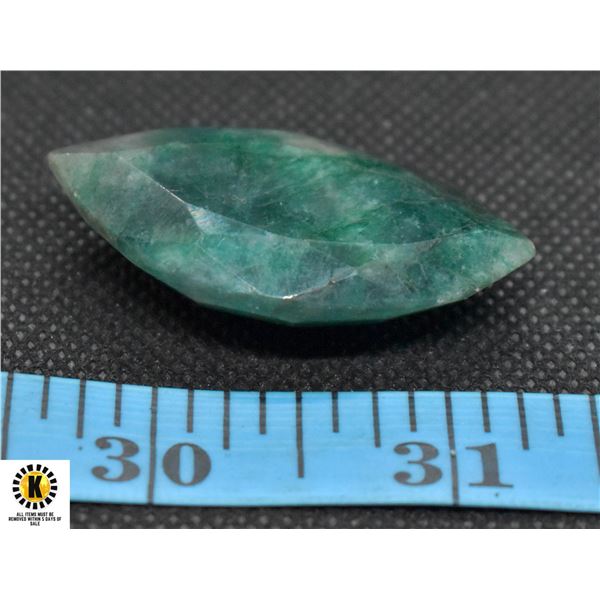 #36-GENUINE GREEN EMERALD GEMSTONE 70.75 CT