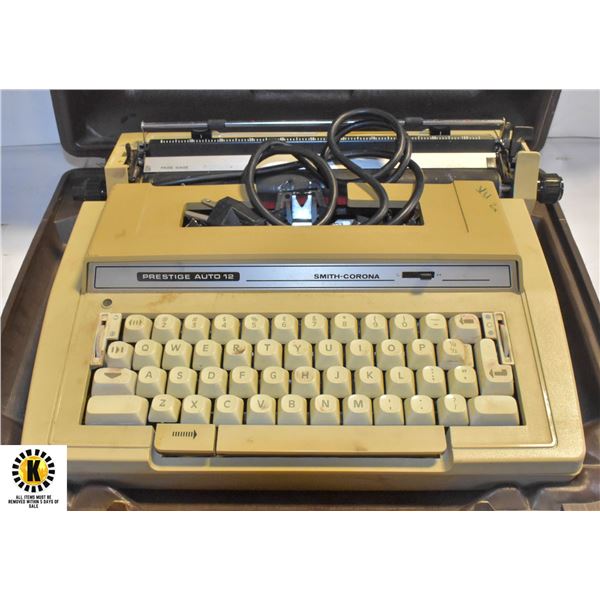 VINTAGE TYPEWRITTER