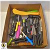 Image 1 : BOX WITH OVER 37 KNIVES INCL. CLEAVER,