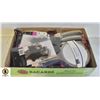 Image 1 : FLAT OF HAIR BRUSHES & MIRRORS