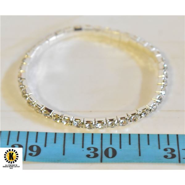 RHINESTONE EXPANDABLE TENNIS BRACELET