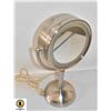 Image 1 : LIGHTED MAKEUP MIRROR