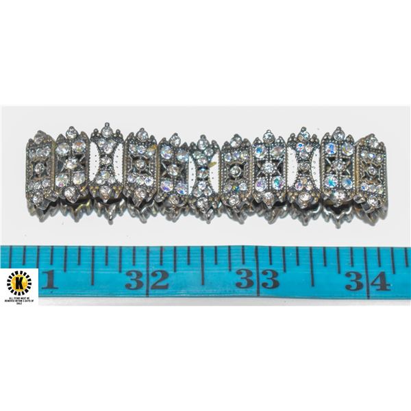 PETUNIA SPARKLY RHINESTONE BRACELET