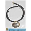 Image 1 : NAPIER SILVER PEBBLE ADJUSTABLE NECKLACE