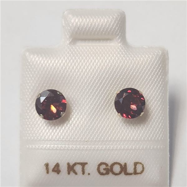 BZ1341-27 10K GARNET EARRINGS