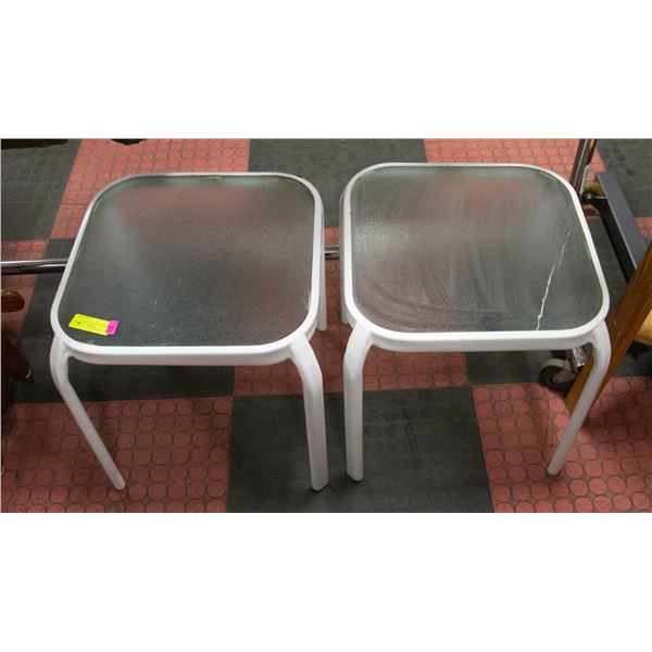 LOT OF 2 PATIO GLASS END