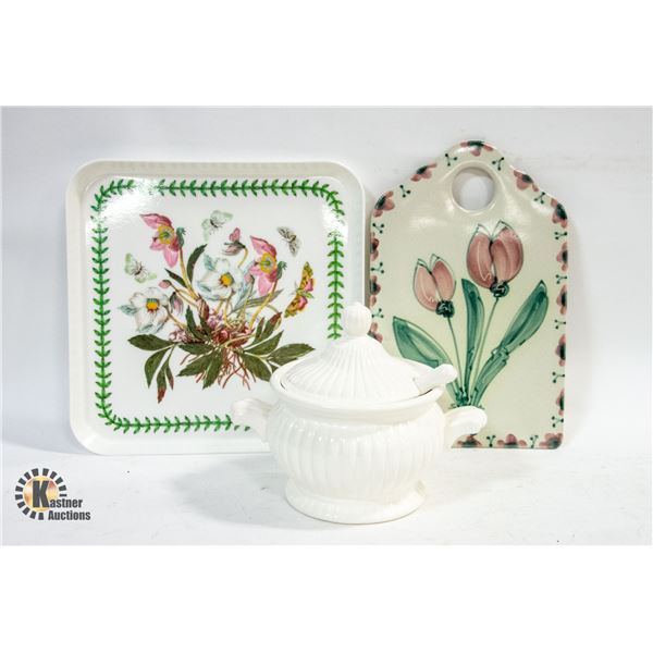 VINTAGE CERAMIC & MELAMINE SERVING TRAYS