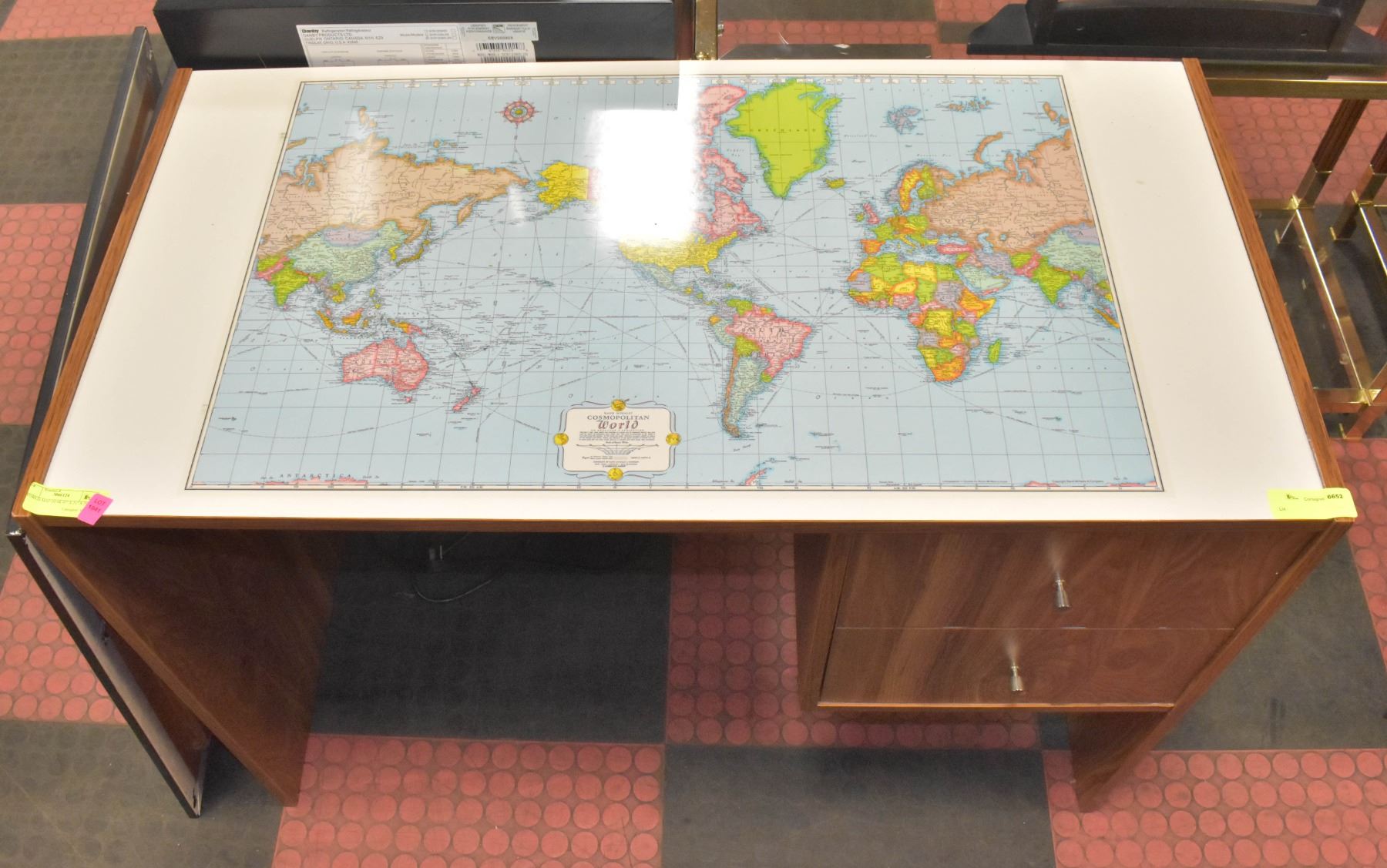 WORLD MAP DESK 41
