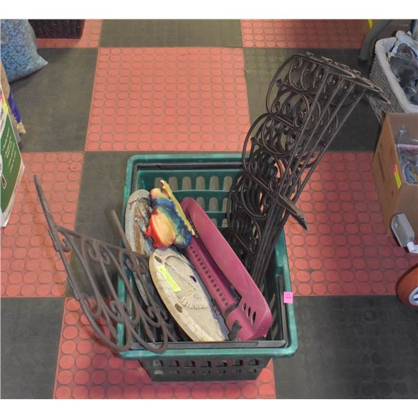 GARDEN FENCE, SPRINKLER, STEPPING STONES