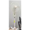 Image 1 : STANDING OSCILLATING 3 SPEED FAN HOME STYLES