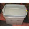 Image 1 : 2 PCS PLASTIC STORAGE TOTE CONTAINER BIN W/LID