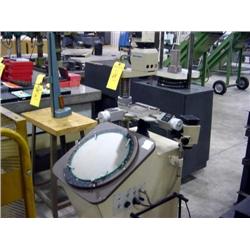 MITUTOYO OPTICAL COMPARATOR