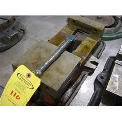 MACHINE VISE