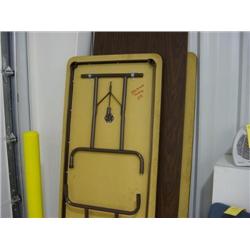 (4) FOLDING TABLES
