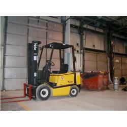 1996 YALE FORK LIFT