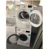 Image 2 : BLOMBERG WHITE STACKING WASHER/DRYER MODEL WM98200SX2, DHP24400W 24"W X 26"D X 38"H