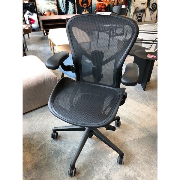 HERMAN MILLER AERON FULLY ADJUSTABLE TASK CHAIR SIZE B RETAIL $2080 CAN