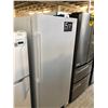 Image 1 : DANBY DESIGNER WHITE FRIDGE MODEL DUF167A4WDD 30"W X 29"D X 67"H