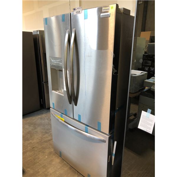 FRIGIDAIRE STAINLESS STEEL FRIDGE/FREEZER WITH ICEMAKER MODEL FRFS2823AS 36 W X 35 D X 70 H -