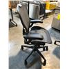 Image 2 : HERMAN MILLER AERON BLACK FULL ADJUSTABLE TASK CHAIR SIZE B RETAIL PRICE $2,525 CAN