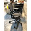 Image 2 : HERMAN MILLER AERON GRAPHITE FULLY ADJUSTABLE TASK CHAIR SIZE A RETAIL $2525 CAN