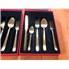 Image 2 : 5 SETS OF DESIGN WITHIN REACH HERDMAR GOLD COLORED FLATWARE