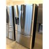 Image 2 : SAMSUNG STAINLESS STEEL FRIDGE/FREEZER WITH ICE DISPENSER  MODEL RFT5201SR/AA 36"W X 35"D X 70"H